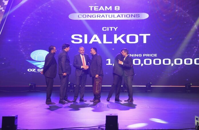 Officials and franchise representatives unveil Sialkot Stallionz as new PSL team